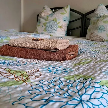 Ferienwohnung Seenlandschaft * Borna